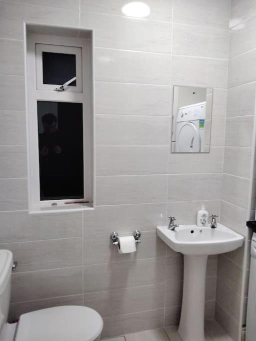 Villa Townhouse Clifden: Located In The Heart Of Connemara Extérieur photo
