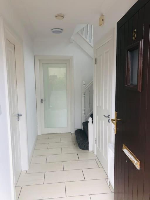 Villa Townhouse Clifden: Located In The Heart Of Connemara Extérieur photo