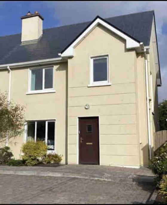 Villa Townhouse Clifden: Located In The Heart Of Connemara Extérieur photo