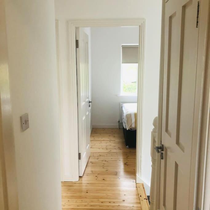 Villa Townhouse Clifden: Located In The Heart Of Connemara Extérieur photo
